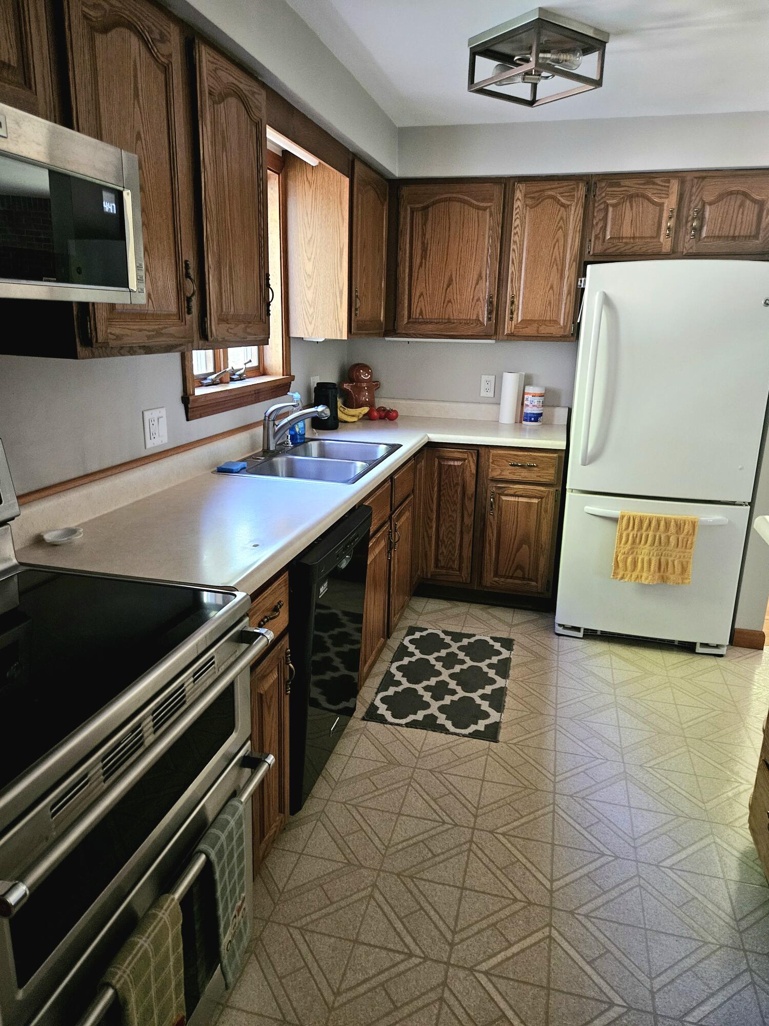 536 Park Street Milo, ME 04463 - Photo 4 of 53 1000015712