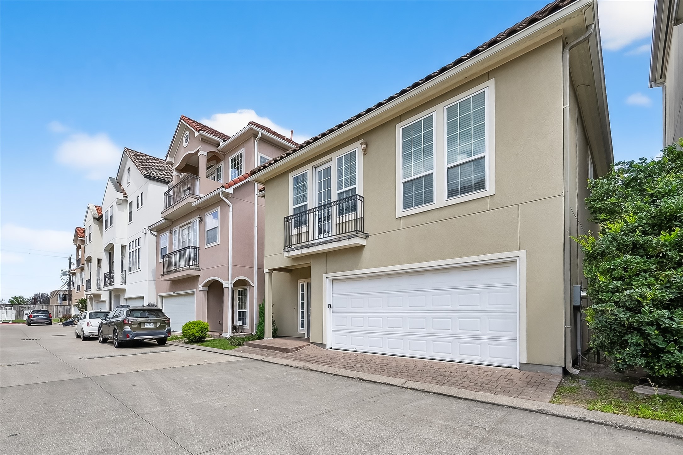 5919 Turtle Beach Lane Houston, TX 77036 - Photo 5 of 47