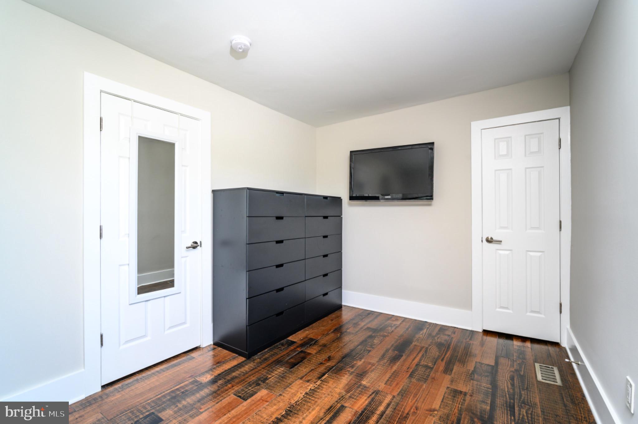 5053 Sheriff Road Northeast Washington, DC 20019 - Photo 11 of 32 Modern space with sleek design.