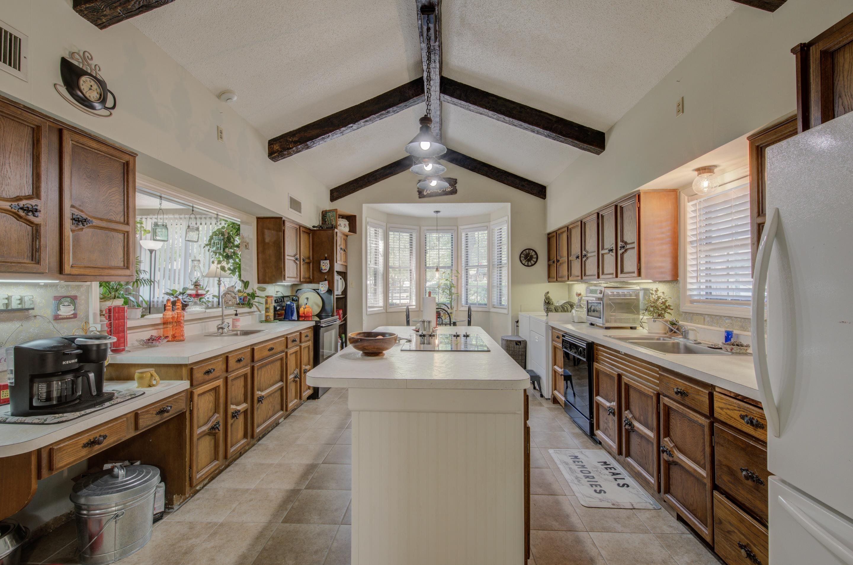 1256 Mullins Station Road Memphis, TN 38134 - Photo 13 of 22