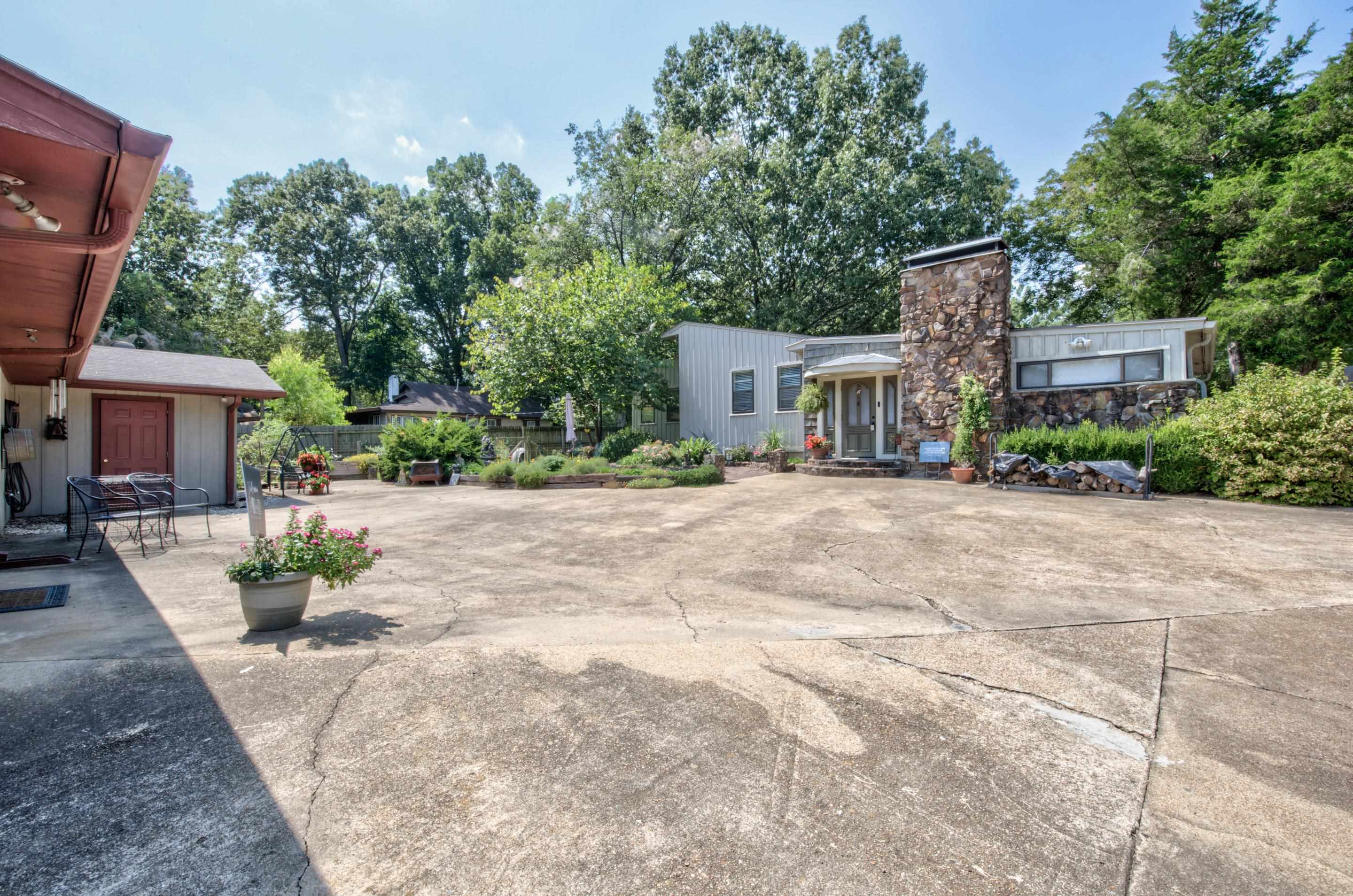 1256 Mullins Station Road Memphis, TN 38134 - Photo 19 of 22