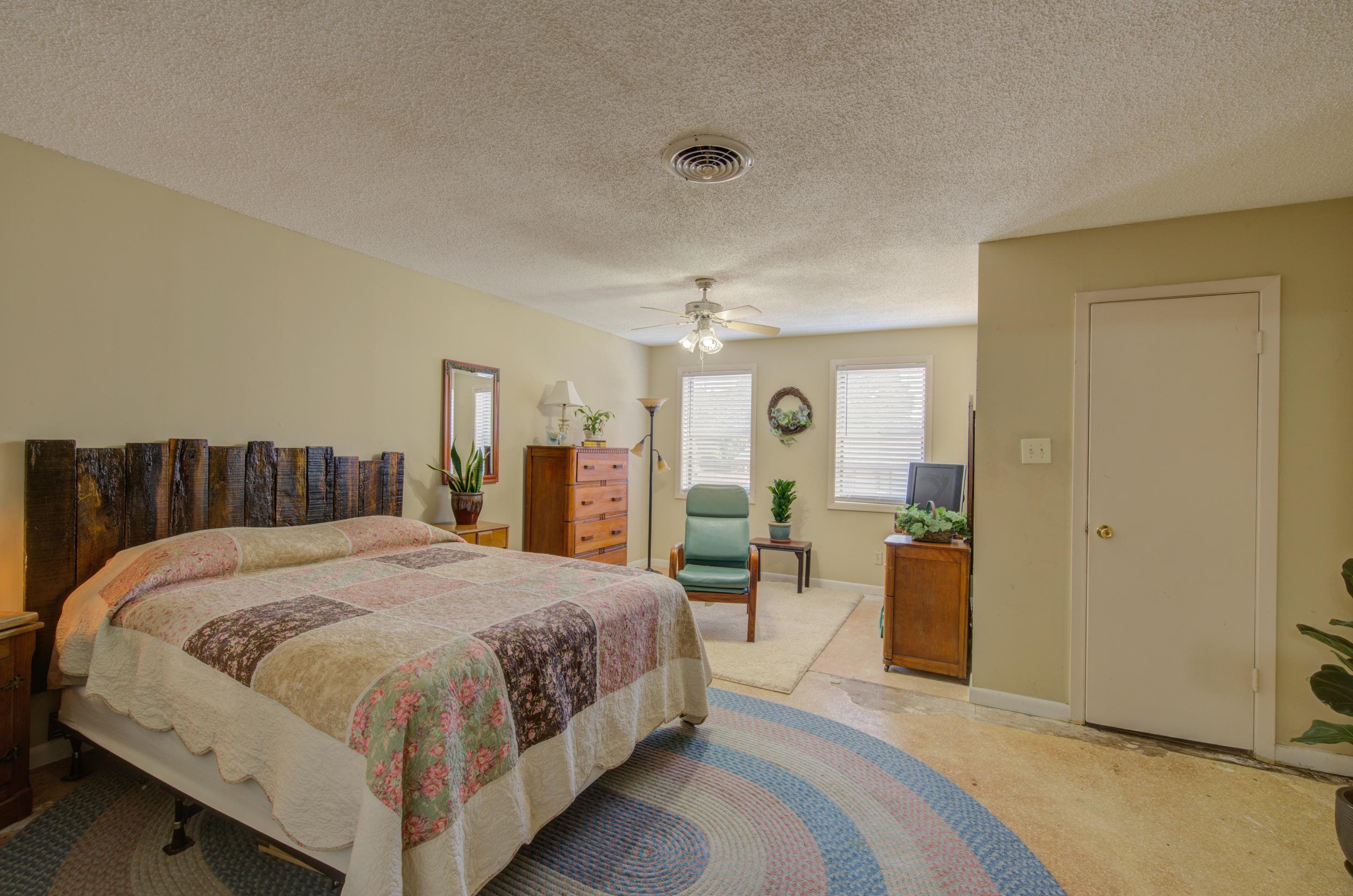 1256 Mullins Station Road Memphis, TN 38134 - Photo 5 of 22