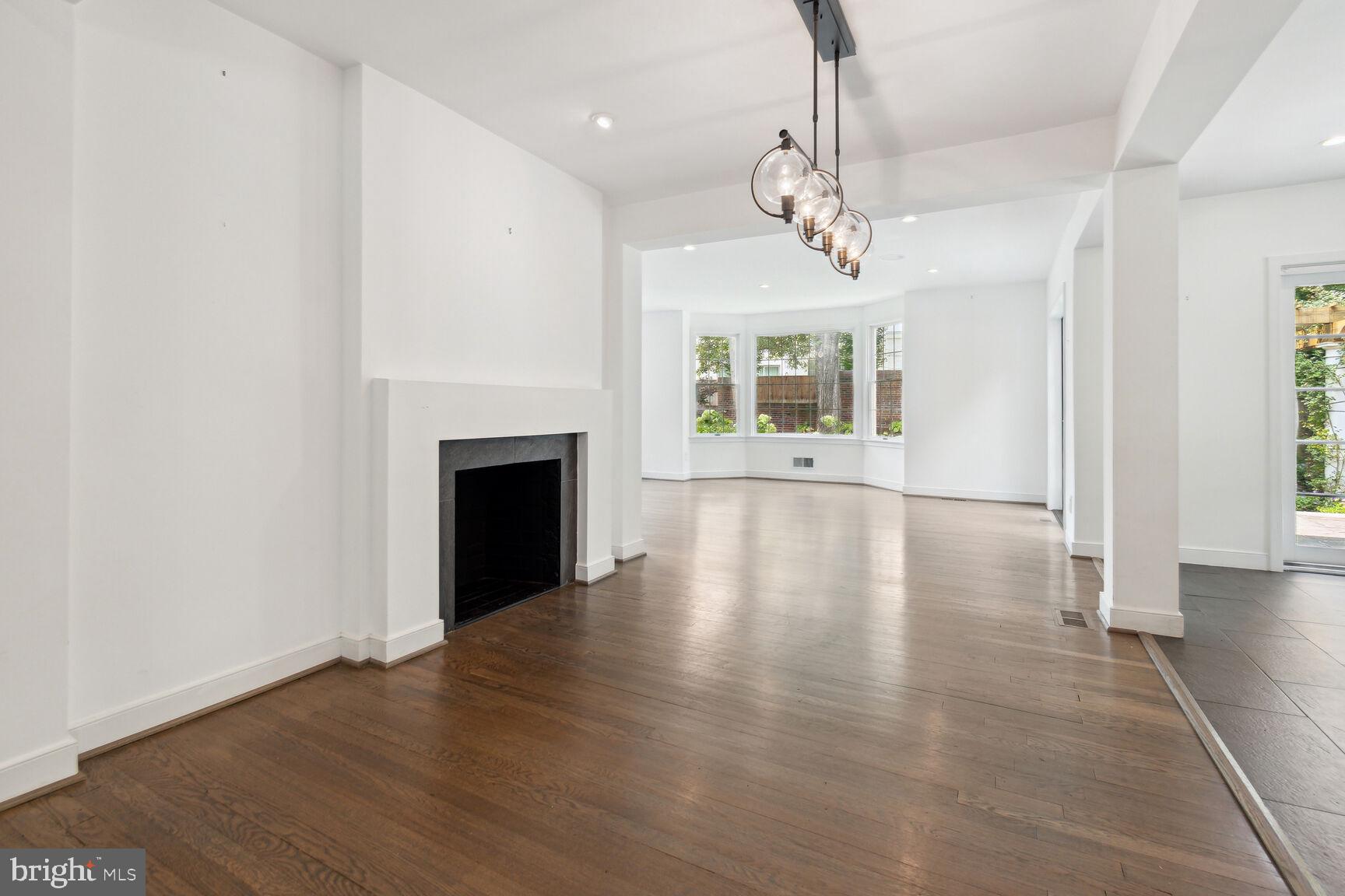 3712 Fordham Road Northwest Washington, DC 20016 - Photo 17 of 45 Spacious, light-filled living area.