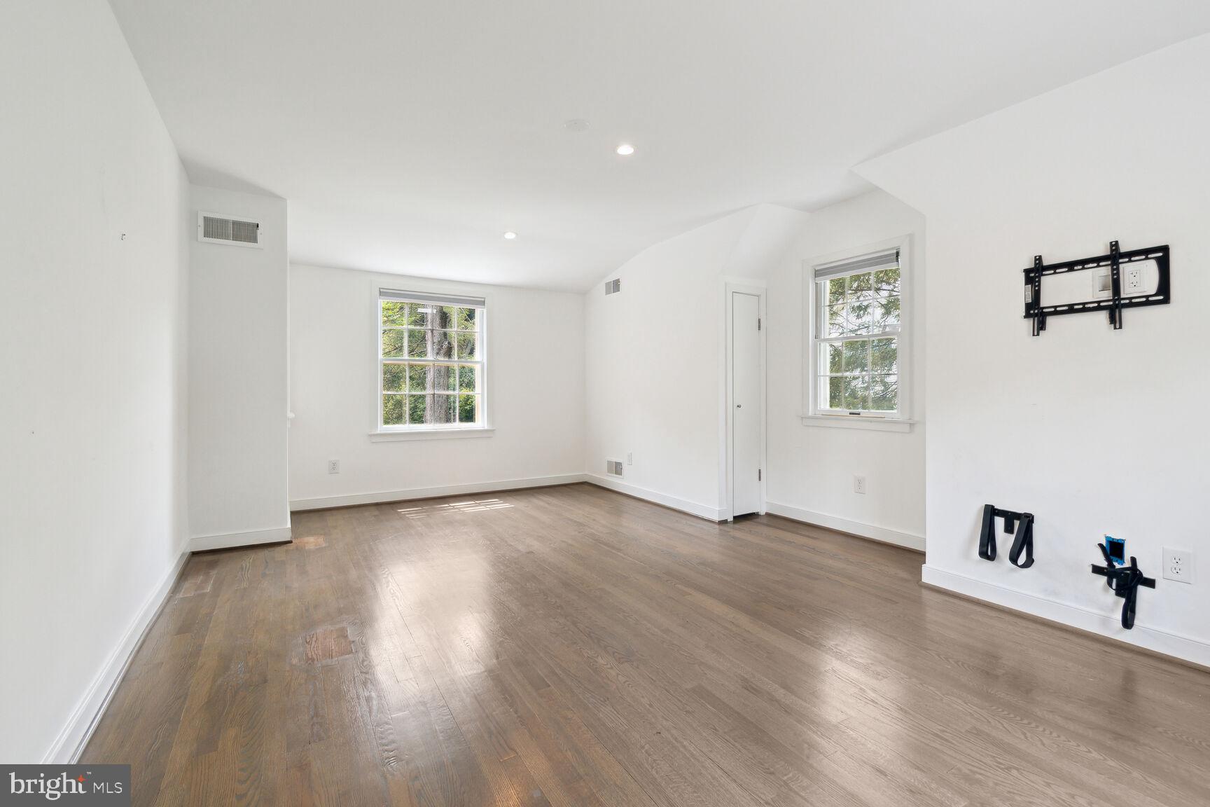 3712 Fordham Road Northwest Washington, DC 20016 - Photo 29 of 45 Bright and airy open space awaits.