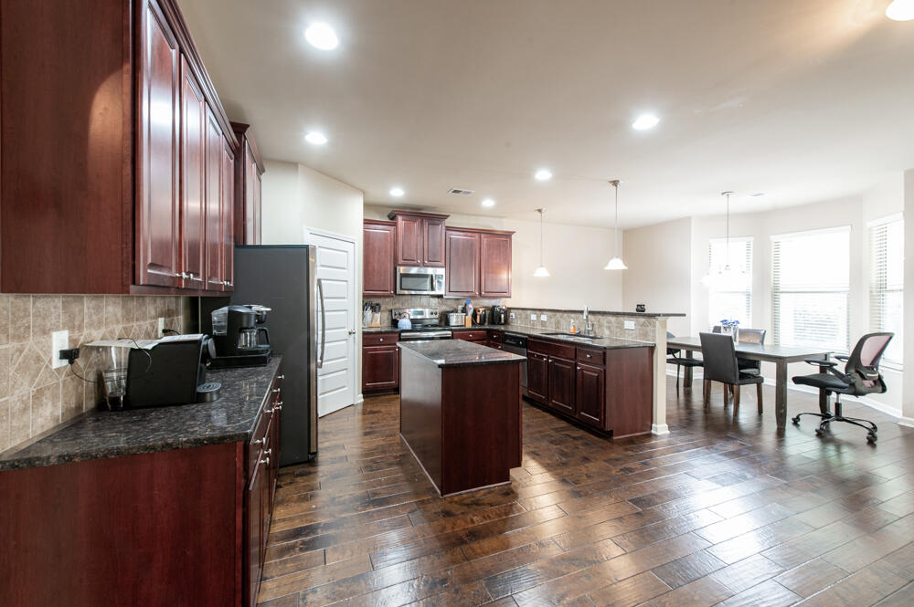 2771 Huntcliffe Drive Augusta, GA 30909 - Photo 4 of 32 Island!