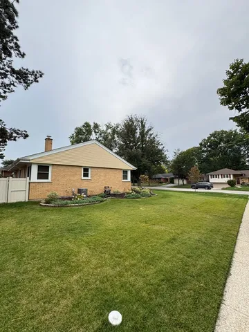 $750,000 | 901 Brookline Lane, Park Ridge, IL 60068