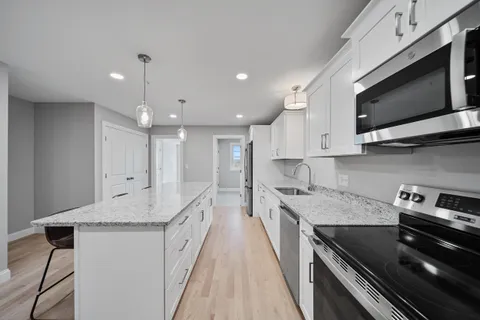 $550,000 | 2 Cypress Lane, Windham, NH 03087