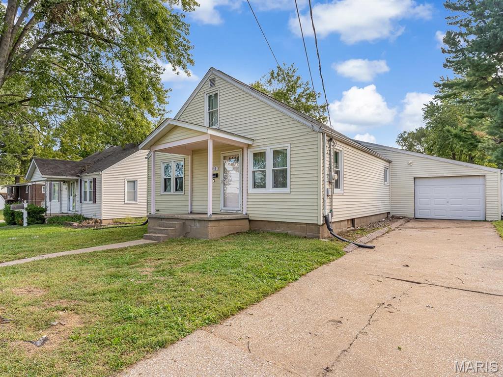 458 North Library Street Waterloo, IL 62298 - Photo 3 of 6 Gallery Image 3