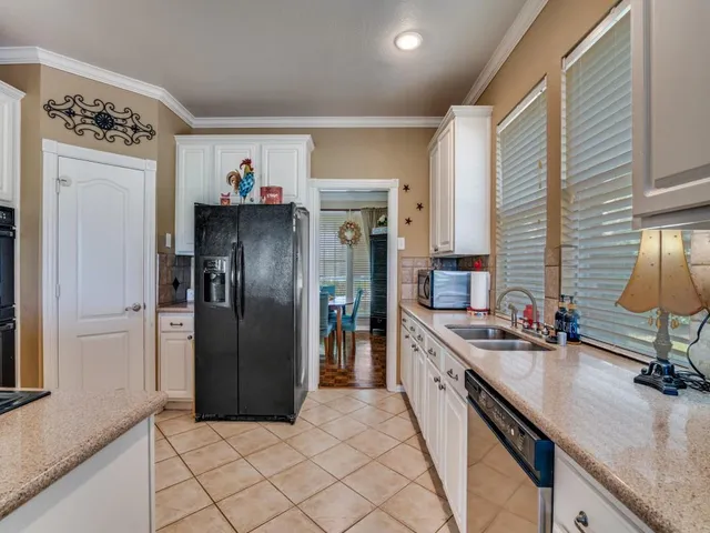 $3,000 | 6009 Glen Abbey Court, Garland, TX 75044