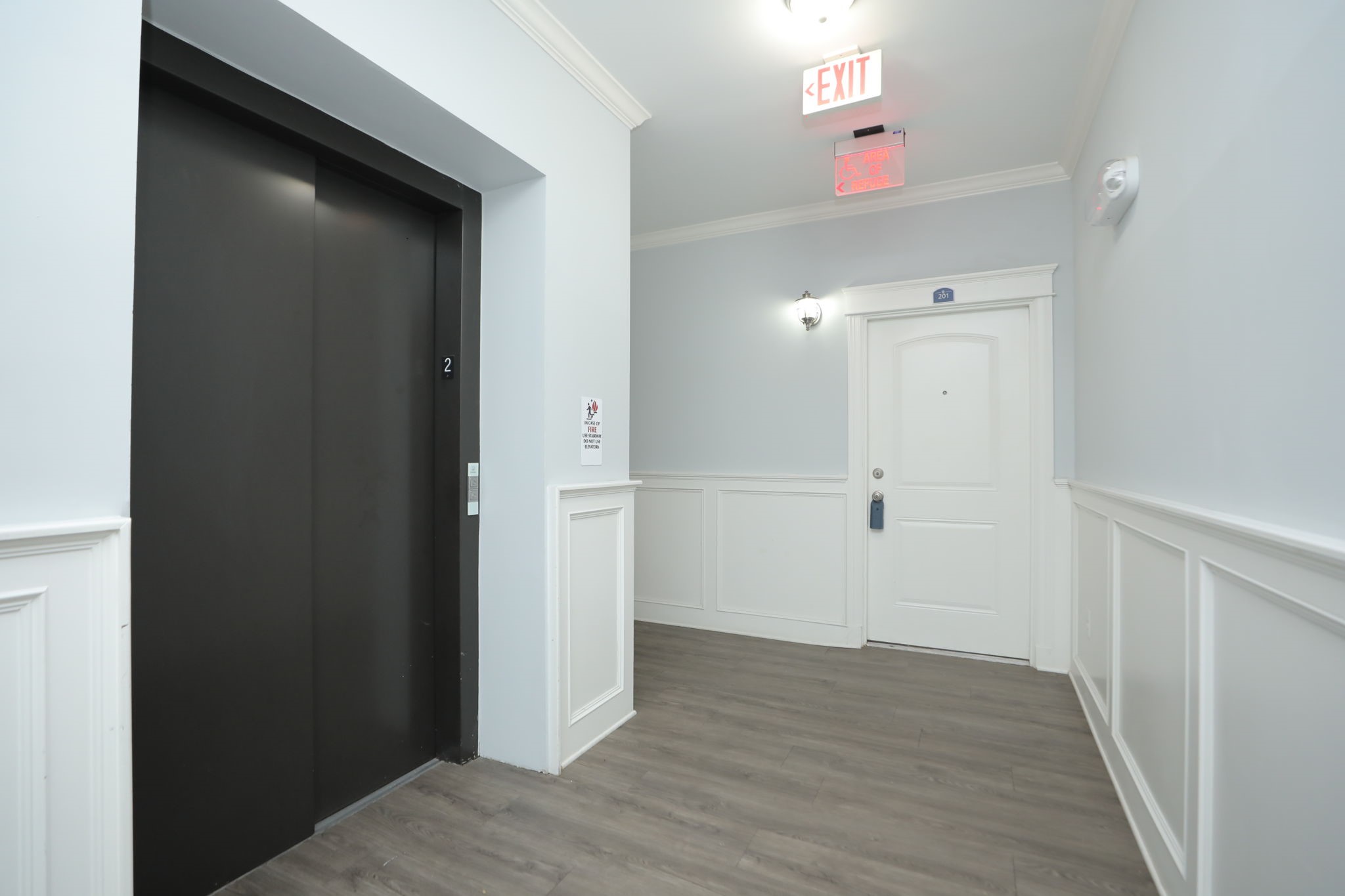 2802 Morrison Street, Unit 201 Houston, TX 77009 - Photo 37 of 50 a view of an empty room