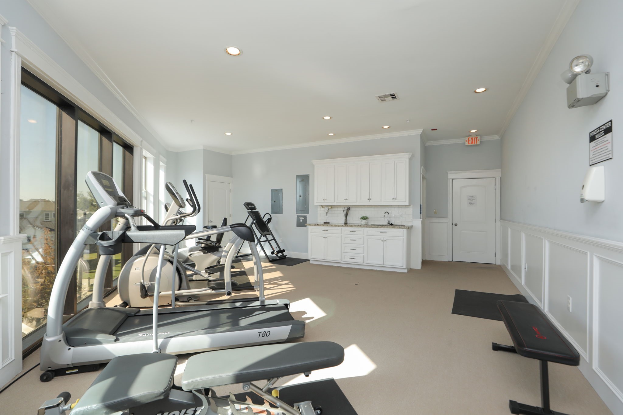 2802 Morrison Street, Unit 201 Houston, TX 77009 - Photo 44 of 50 a view of a room with gym equipment