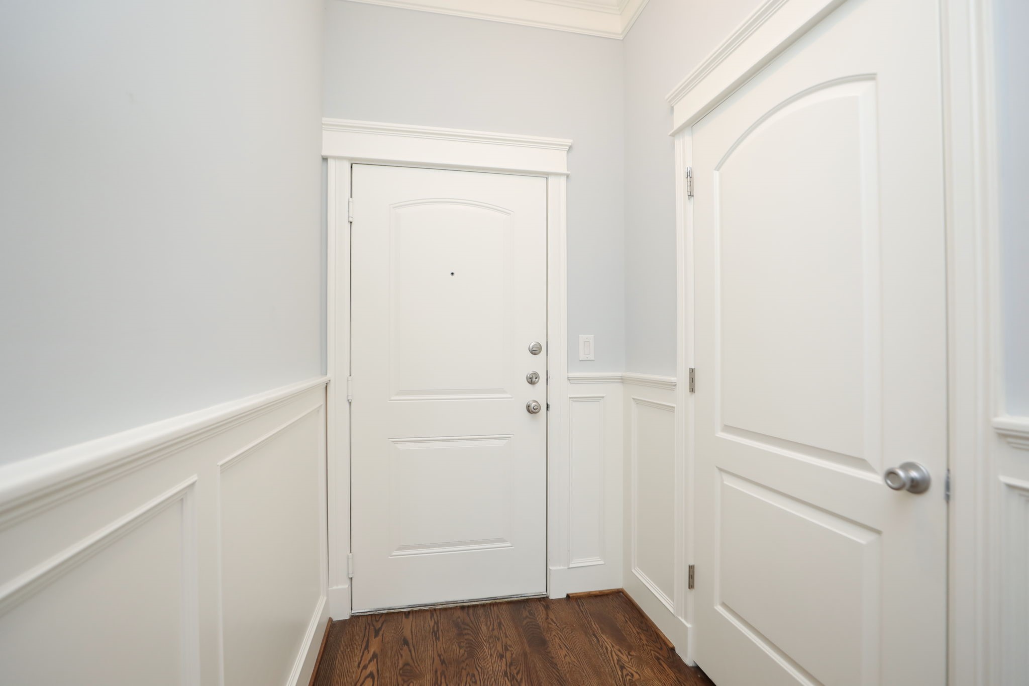 2802 Morrison Street, Unit 201 Houston, TX 77009 - Photo 5 of 50 a view of a room with wooden floor