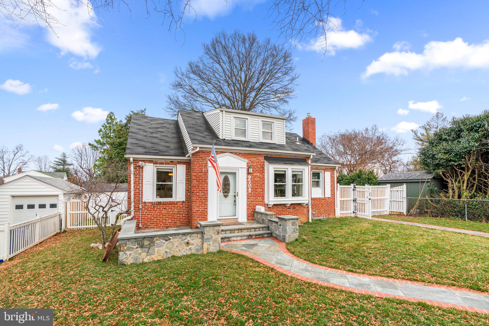 9305 Sudbury Road Silver Spring, MD 20901 - Photo 3 of 27