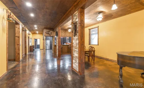 $875,000 | 1020 County Road 532, Jackson, MO 63755