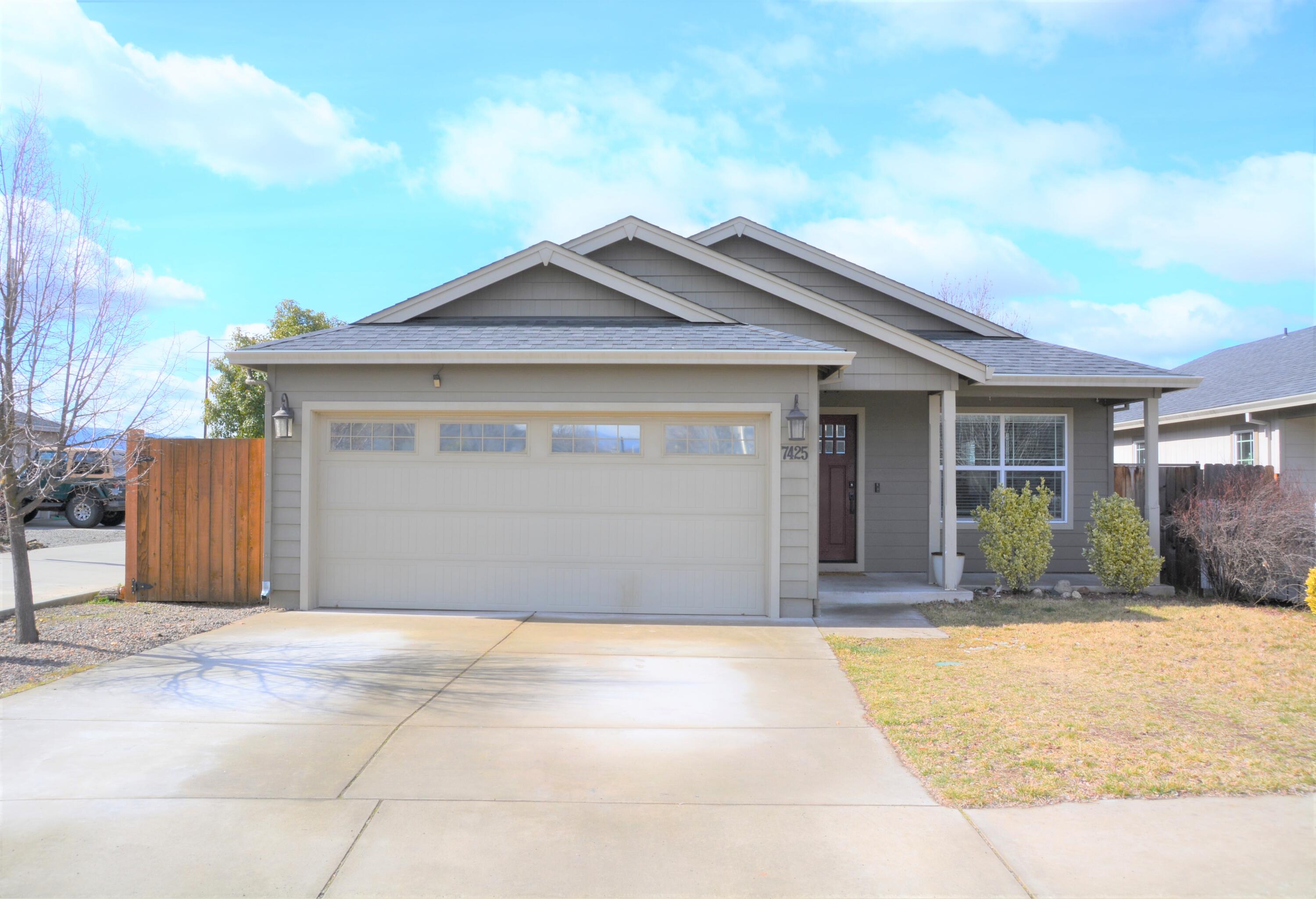 7425 Division Road White City, OR 97503 - Photo 1 of 21 DSC_0263