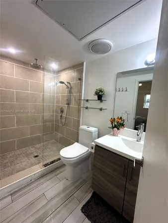 $1,900 | 1560 Meridian Avenue, Unit 103, Miami Beach, FL 33139