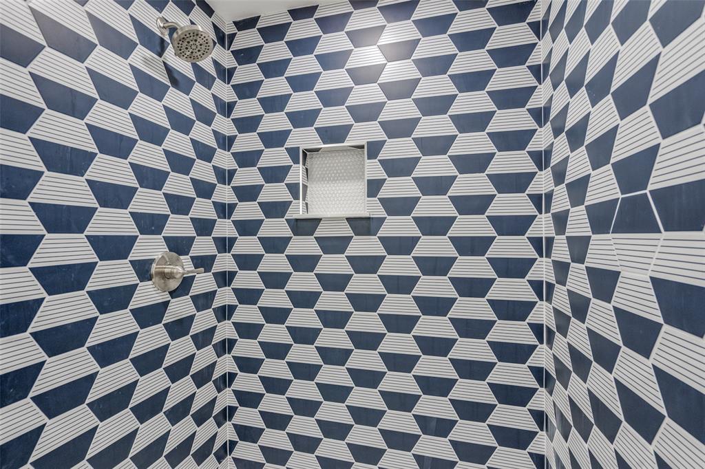 516 Ridgemont Drive Allen, TX 75002 - Photo 19 of 25 a black and white checkered floor