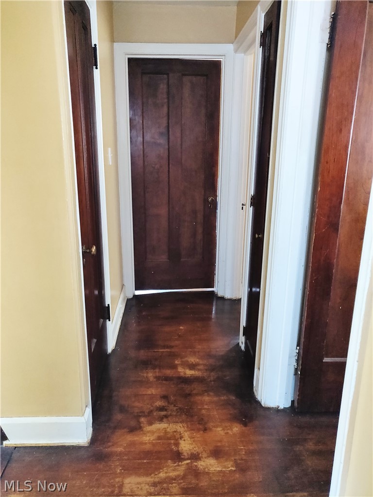 1691 Catalpa Road Cleveland, OH 44112 - Photo 18 of 23 Gallery Image 18
