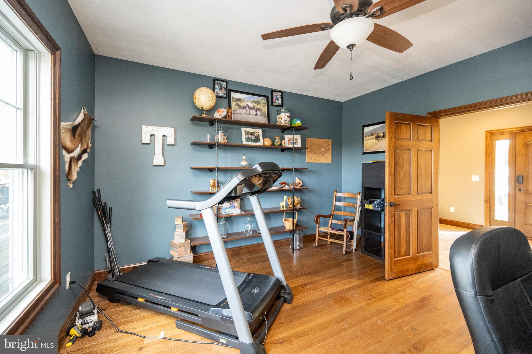 1909 Pysell Crosscut Road Oakland, MD 21550 - Photo 26 of 82 Main level room/office