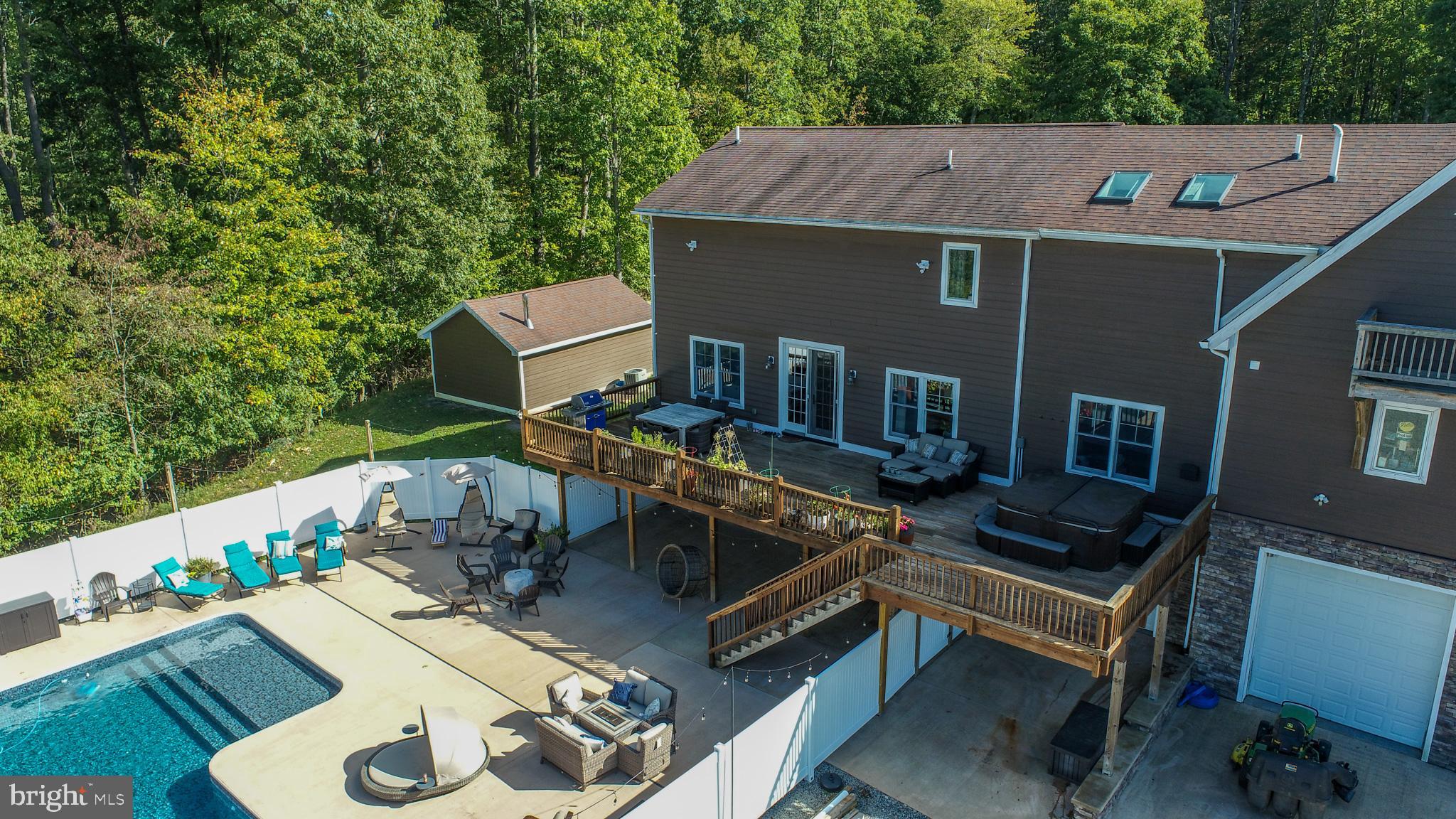 1909 Pysell Crosscut Road Oakland, MD 21550 - Photo 77 of 82 Back of house w/lower level garage