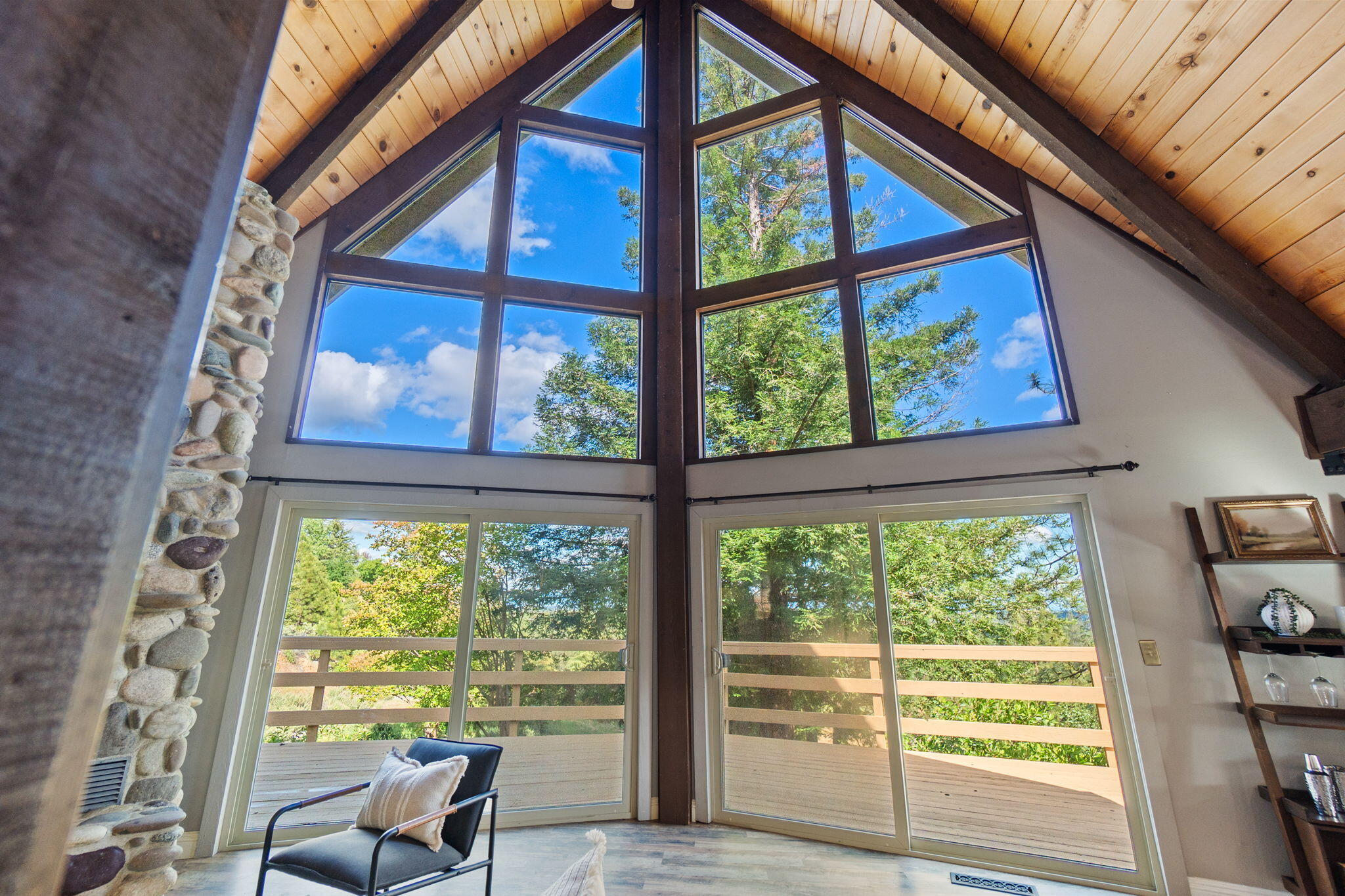 15754 Rock Creek Road Redding, CA 96001 - Photo 19 of 64 10-web-or-mls-BiggerFlow Real Estate Med