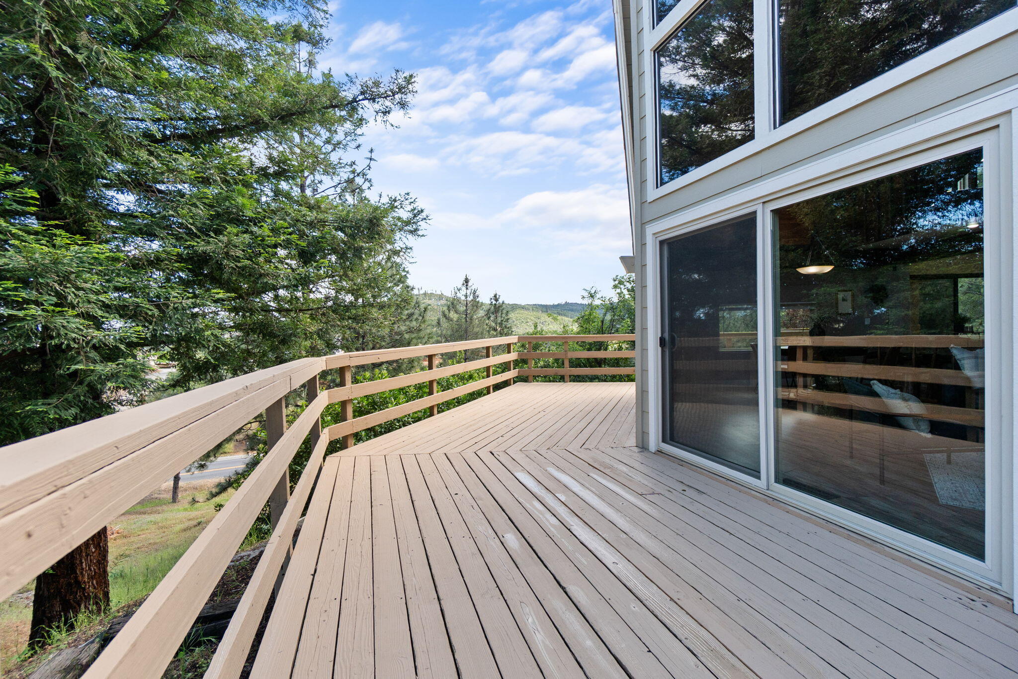 15754 Rock Creek Road Redding, CA 96001 - Photo 34 of 64 44-web-or-mls-BiggerFlow Real Estate Med