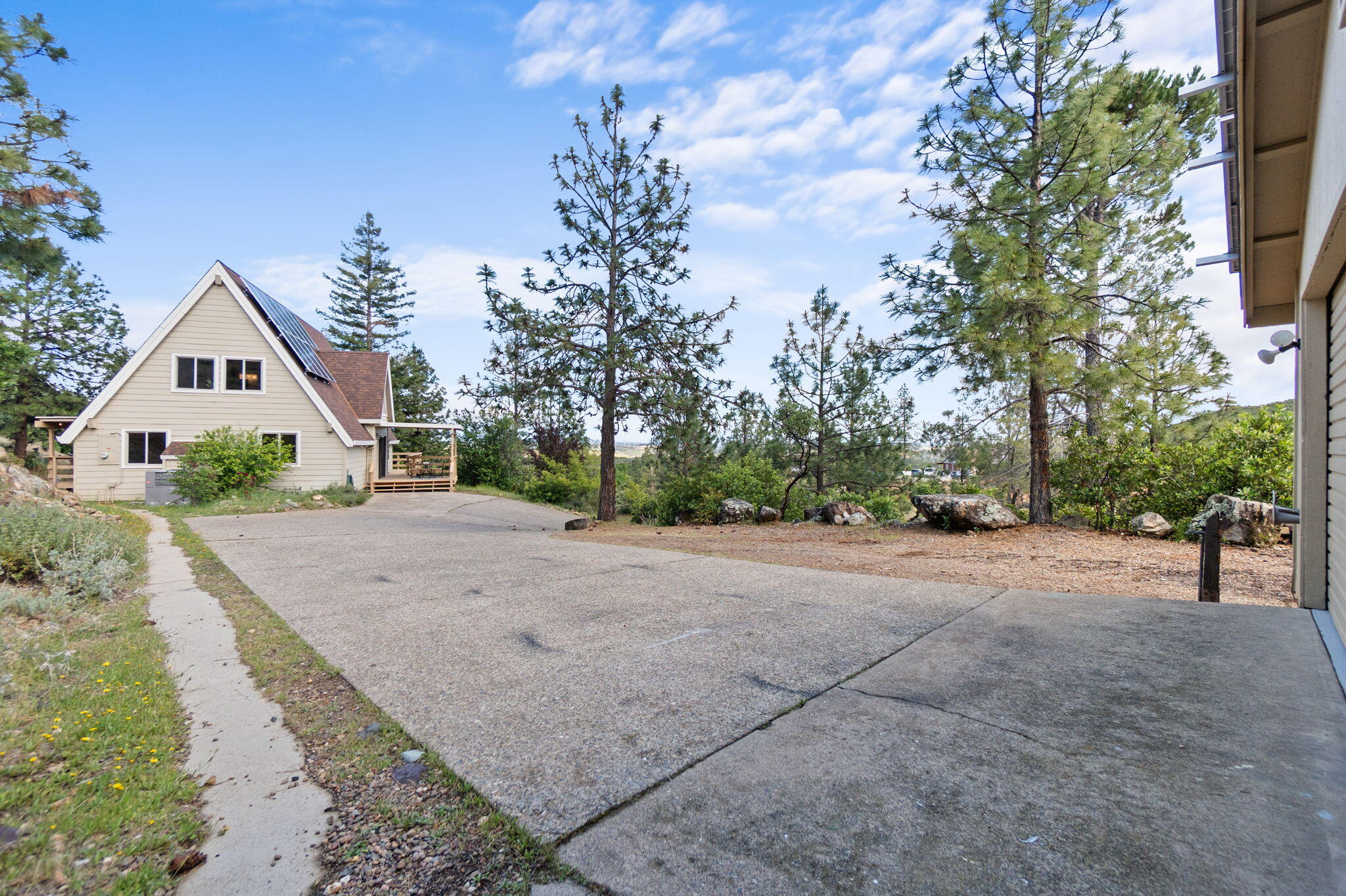 15754 Rock Creek Road Redding, CA 96001 - Photo 45 of 64 57-web-or-mls-BiggerFlow Real Estate Med