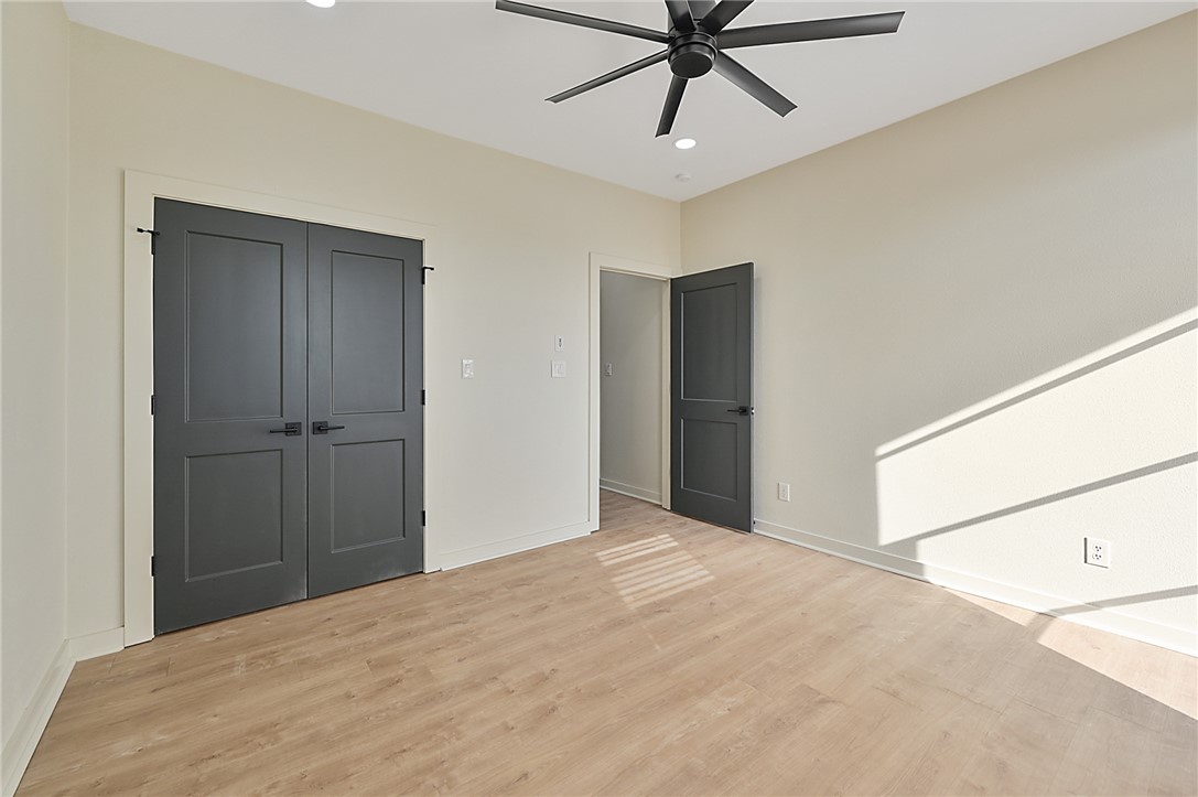 23900 Highway 6 Navasota, TX 77868 - Photo 11 of 22 a view of a room with a ceiling fan