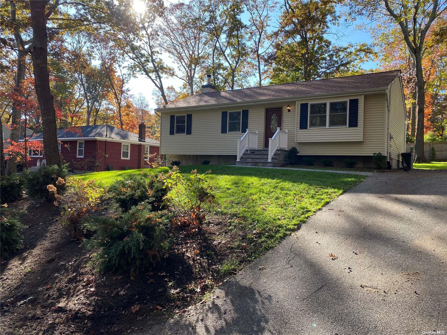 10 Setauket Trail Ridge, NY 11961 - Photo 1 of 1 Gallery Image 1