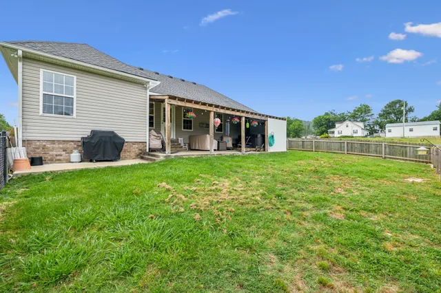 $549,000 | 6658 Dug Hollow Road, Bradyville, TN 37026