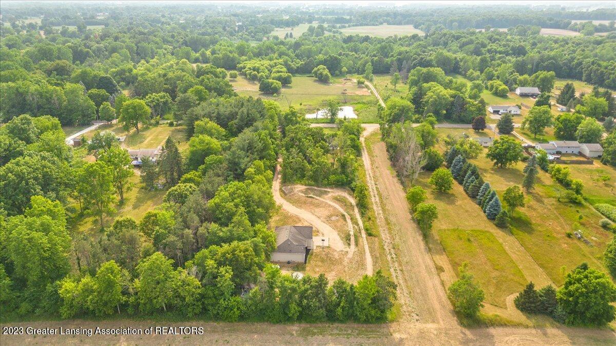 4931 Freeman Road Eaton Rapids, MI 48827 - Photo 5 of 29 22-Media Jett-2