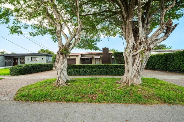 $4,200 | 1921 Southwest 18th Avenue, Unit 1921, Miami, FL 33145