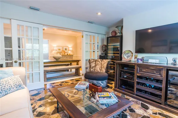 $4,200 | 1921 Southwest 18th Avenue, Unit 1921, Miami, FL 33145