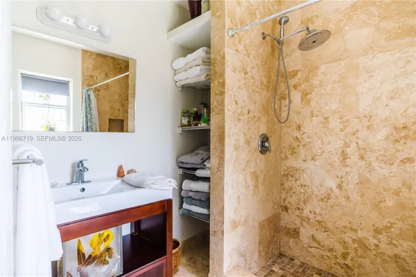 $4,200 | 1921 Southwest 18th Avenue, Unit 1921, Miami, FL 33145