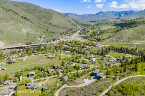 $6,350,000 | 11330 Hoback Junction South Road, Jackson, WY 83001
