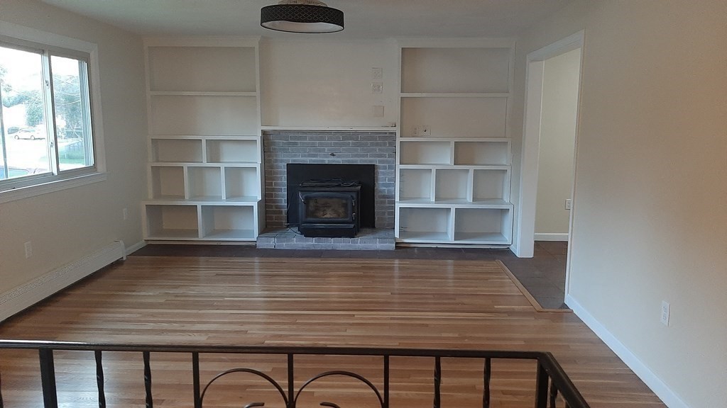 124 River Road Lowell, MA 01852 - Photo 3 of 27 Gallery Image 3