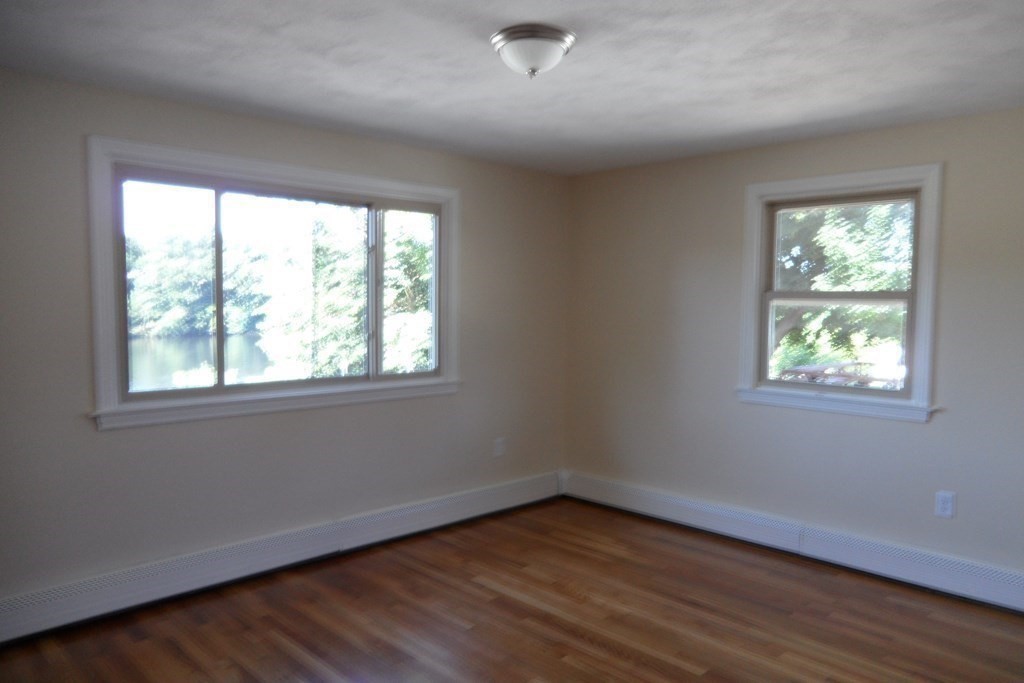 124 River Road Lowell, MA 01852 - Photo 8 of 27 Gallery Image 8
