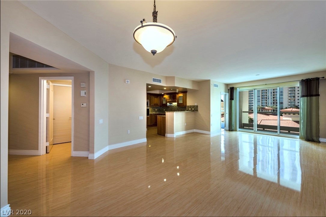 2777 Paradise Road, Unit 502 Las Vegas, NV 89109 - Photo 12 of 17