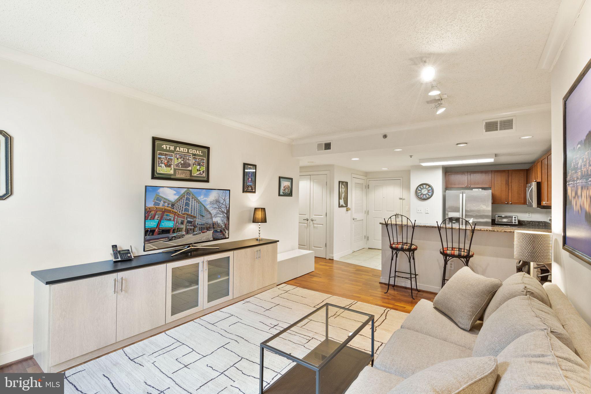 777 7th Street Northwest, Unit 919 Washington, DC 20001 - Photo 29 of 31