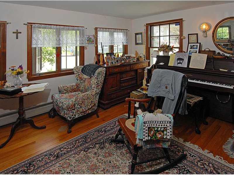 441 Drakes Island Road Wells, ME 04090 - Photo 3 of 15 Other. Music Room
