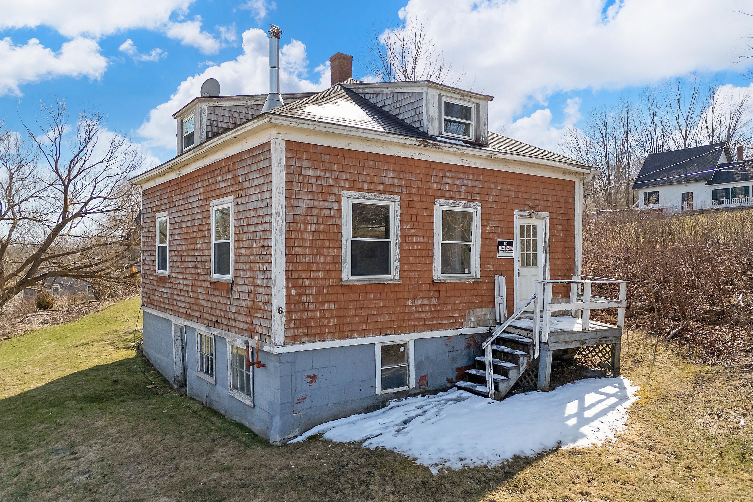 76 Fish Street Thomaston, ME 04861 - Photo 2 of 43 76 Fish St_101