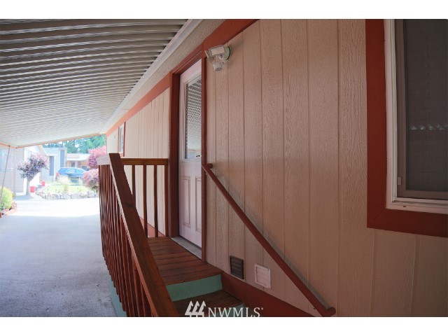 2500 South 370th Street, Unit 12 Federal Way, WA 98003 - Photo 40 of 40 a view of entryway with furniture