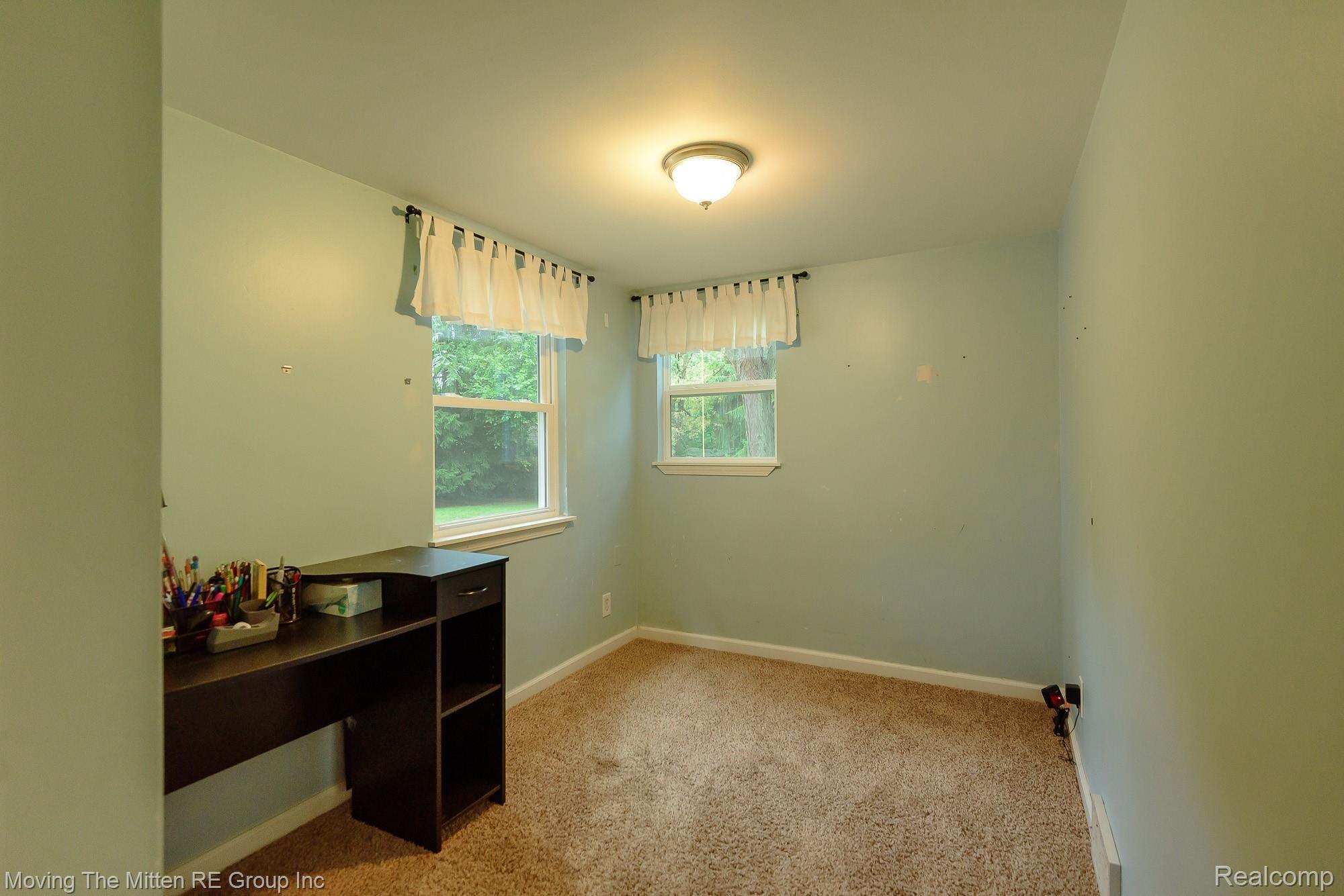 40173 Alden Road Belleville, MI 48111 - Photo 18 of 37 MTM_40173_alden-17.jpg