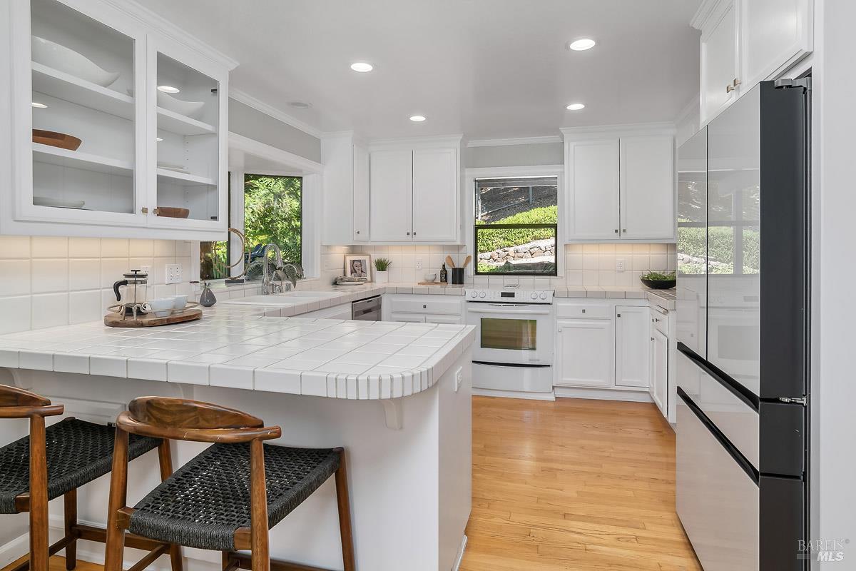 2554 Vineyard Road Novato, CA 94947 - Photo 18 of 67