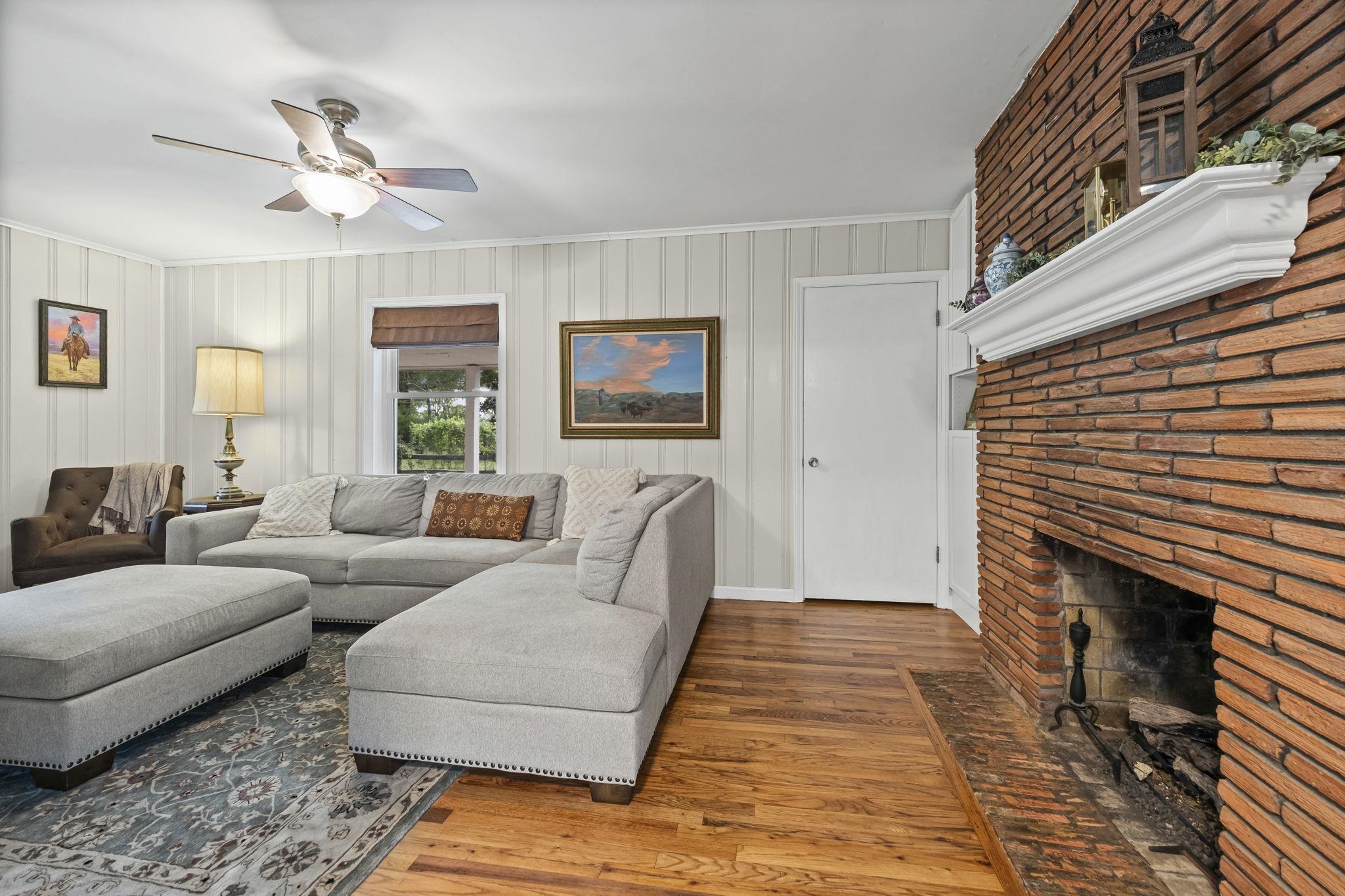 7205 Andrews Road Bartlett, TN 38135 - Photo 3 of 27 Gallery Image 3