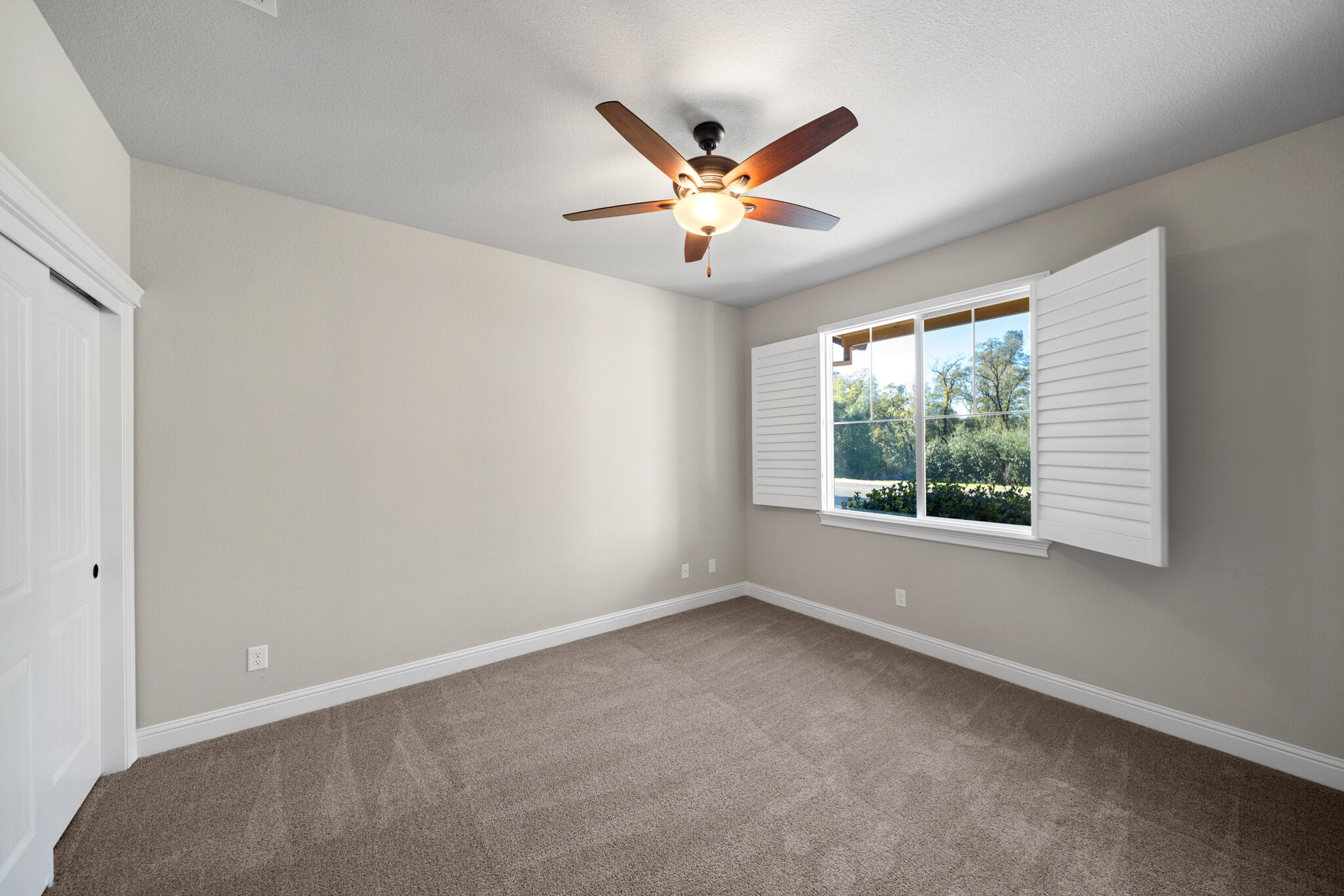 3375 Karuk Avenue Redding, CA 96002 - Photo 26 of 41 a view of an empty room with a window