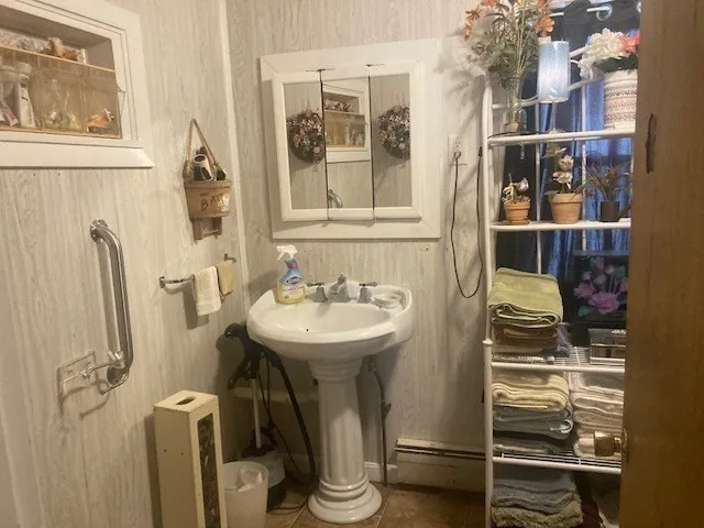 $329,000 | 29 Center Street, Methuen, MA 01844