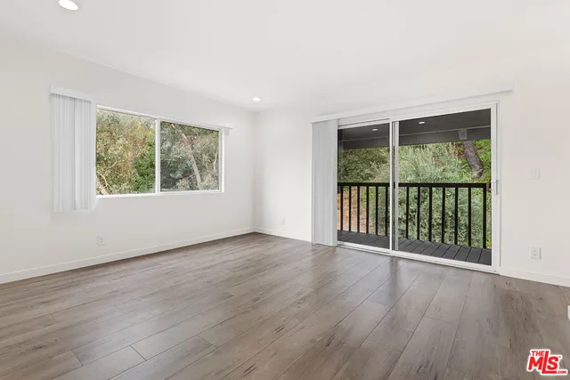 $4,200 | 9351 Via Crema, Burbank, CA 91504