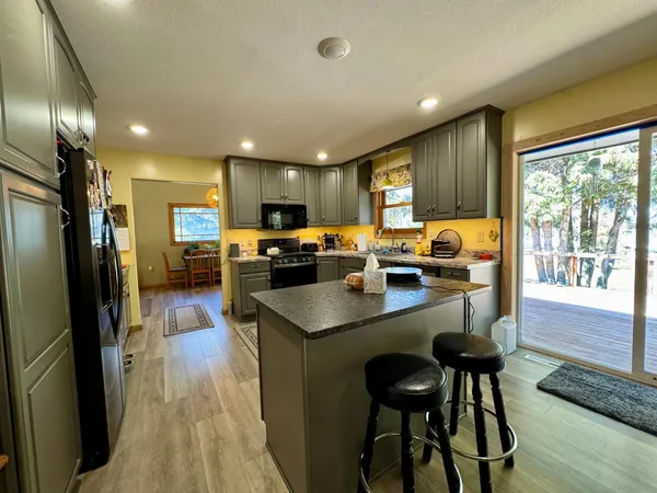 $485,000 | 64280 300th Street, Warroad, MN 56763