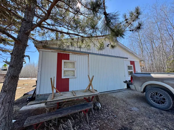 $485,000 | 64280 300th Street, Warroad, MN 56763